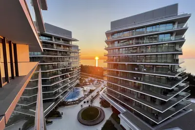 Image de Luxury Apartment Tyballtic Direkt am Strand mit Atemberaubenden Meerblick!