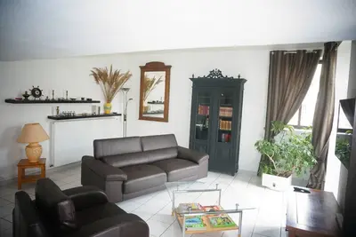 Image de La Cour, appartement duplex très calme