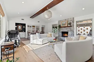 Image de Stylish 4br/3ba - Close to Utd - Designer Home + Tesla Charger - Richardson, Tx