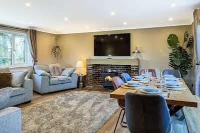Image de 4 bedroom accommodation in Spath, near Uttoxeter