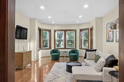 Image de Top Floor Portage Park Lookout