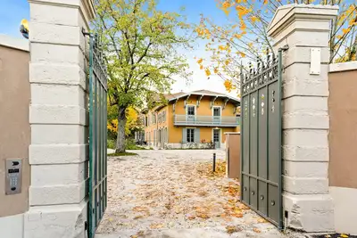 Image de La Villa Serenna - Appt avec jardin, 15 mn de Lyon