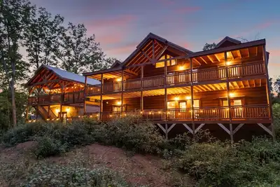 Image de Hilltop Heaven~ Indoor Pool & Game Room~ Hot Tub