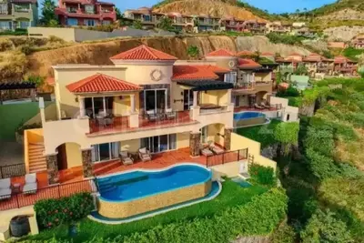 Image de Luxury Montecristo Villa in Cabo - Sleeps 10\n\n