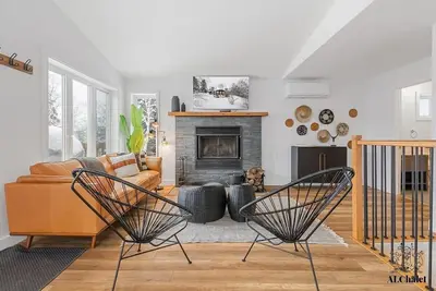 Image de La Petite Ourse | Évasion cozy à Charlevoix | Spa & foyer