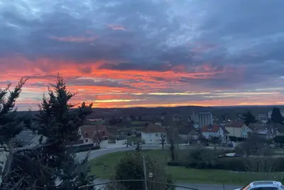 Image de Maison de campagne avec vue panoramique En toute tranquillité face à Sancerre