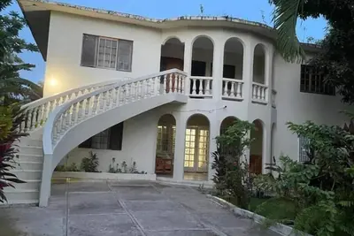 Image de The Ocean Wave Villa