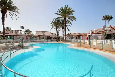 Appartement de vacances dans un hôtel 'Sun and Beach Maspalomas' avec piscine et climatisation