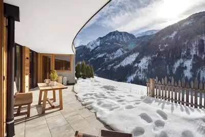 Image de Appartement \"Chalet-Suite Wald\" avec vue sur les montagnes, terrasse privée et Wi-Fi