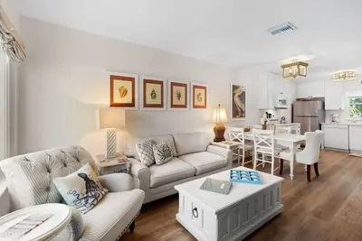 Image de Walk to the beach!