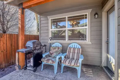 Image de Monthly Rental |Nau Homecoming Nov. 5-8 | Local Discounts