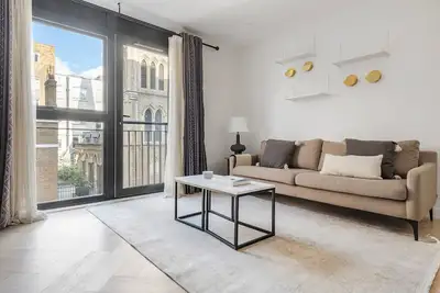 Image de Hip Aldgate\/Whitechapel 2br w\/ Gym, nr Tube Stations, by Blueground