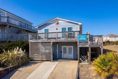 Image de Good Vibes Soundside: Cute, Soundside Home, Short Stays anytime with Hot Tub!