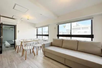 Image de Beautiful Apt for 10Ppl Very Near to Peace Park