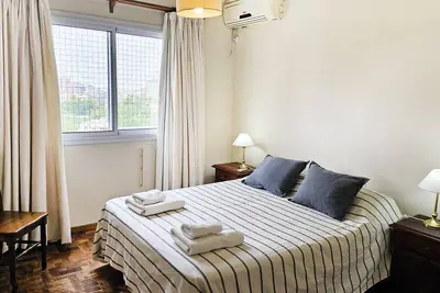 Image de Excelente ubicación en Av. Colón, balcón y cochera