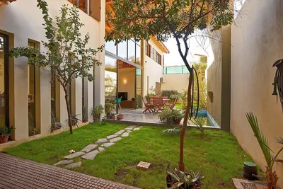 Image de Espectacular casa cerca de Arístides Villanueva