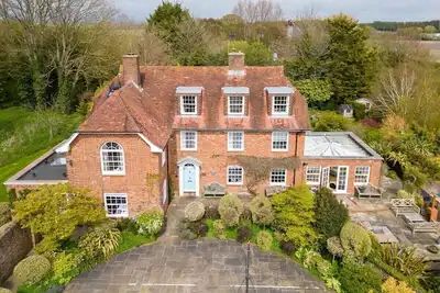 Image de Amazing 5 Br Country Home ~ Pool, Gym, Yoga Studio