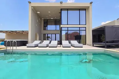 Image de Trapezia Luxury Living-Morganite