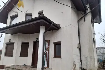 Image de Belle maison pour 6 personnes just a cote de Bucharest (30 min de centre ville)