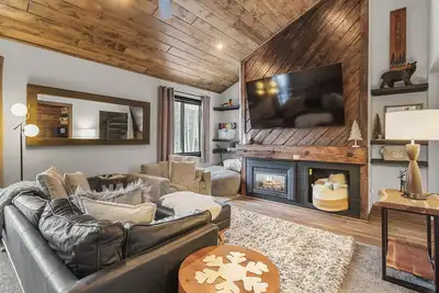 Image de One Bedroom + Loft Close to Keystone Mountain! Great Amenities!