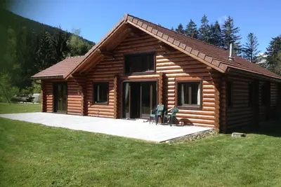 Image de Chalet Roody rondin à Rochesson, chaleureuse et authentic chalet en rondin.