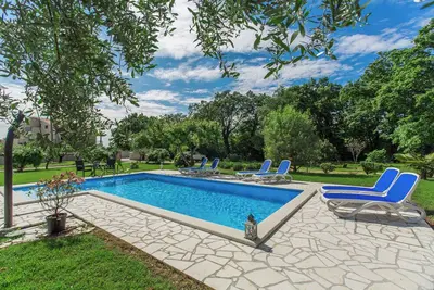 Image de Appartement de vacances avec piscine et climatisation