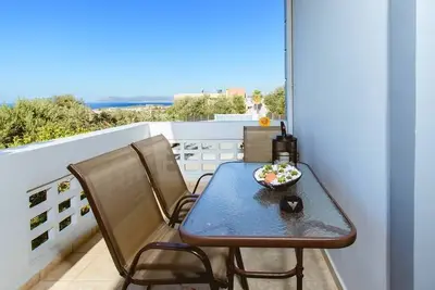 Image de Cozy Nikola's Vineyard Apartment