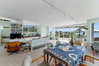 Image de The Lighthouse - Omokoroa Holiday Home