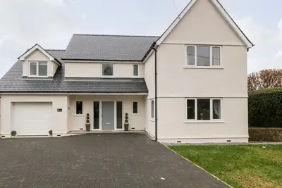 Image de White Bull House, family friendly, with a garden in Amlwch