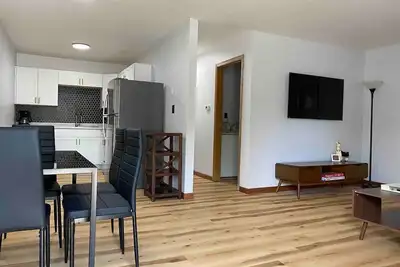 Image de Henderson Haven / King 2bd/1ba Apartment\n\n