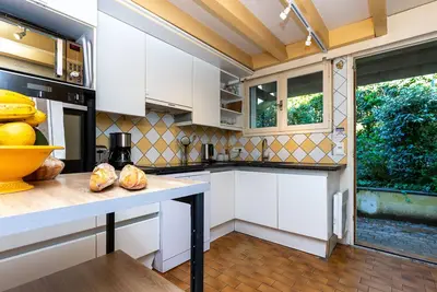 Image de Villa \"Au Calme\" avec terrasse privée, jardin privé et Wi-Fi