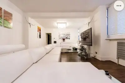Image de Super large apartment in London for larger groups