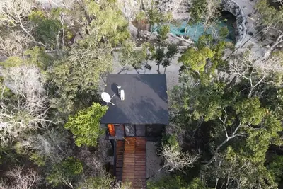 Image de Maya Eco-Tower Oasis:  Elevate your living amidst nature, steps from Cenote!