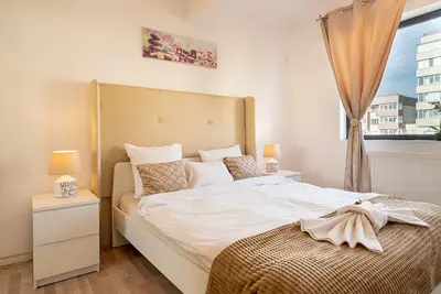 Image de Cozy apartment, spacious with a big terrace