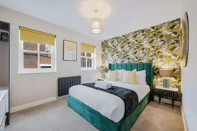 Host & Stay | The Pilgrim Coach House Ii