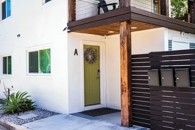 Image de Shares Courtyard Luxury Apt A, Shares Courtyard Luxury Apt A
