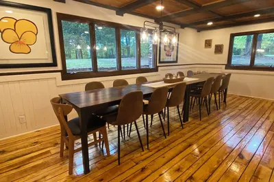 Image de Secluded on a 6 acre ridge! 1 mile from Roaring River. Quiet and serene