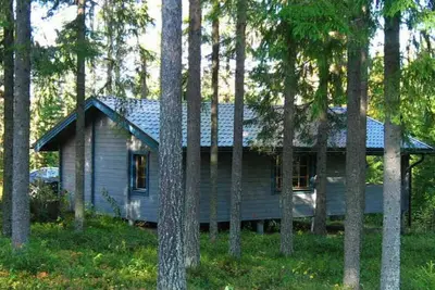 Image de Beautiful holiday home in the countryside between fir trees and blueberry bushes