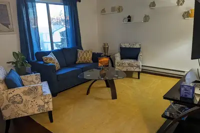 Image de Reno Retreat: Cozy Condo in covienent location with deck!