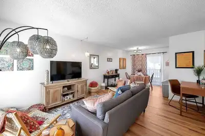 Image de Come stay with us at this modern 2, bed 1 bath apartment located in West Wichita