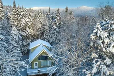 Image de SnowDream Chalet - Jay Peak 4 miles!