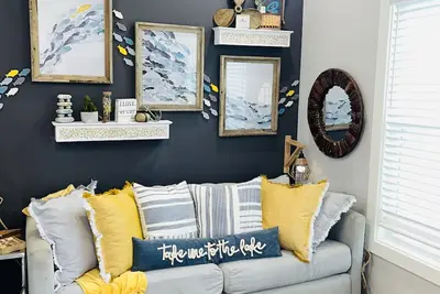 Image de Spacious tiny home in community on Lake Fork w/ shared private boat ramp!