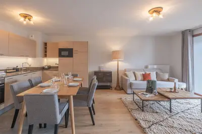 Image de Bel appartement à l'Alpe d'Huez, proche pistes et équipements confort, avec wifi et parking