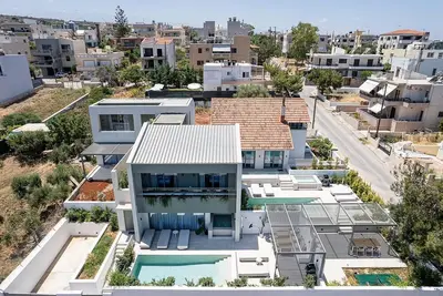 Image de 2 Sea View Villas as 1 by Chania Living Stories