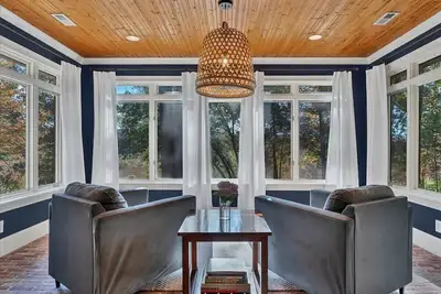 Image de Private All En-Suite Golf Retreat