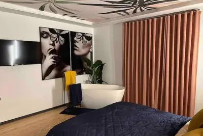 Image de Appartement fabuleux 100 m2 proche centre/Parking sécurisé/entièrement climatisé