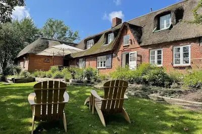Image de Freistehendes Reetdach-haus \"diedeichkate\" in Tating für 12 Personen