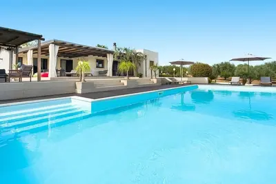 Villa Raggera - Private villa with pool near Noto
