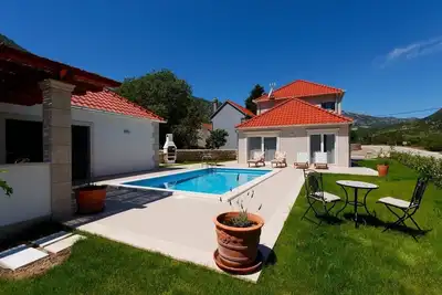 Image de Villa Mirma - Countryside villa with private heated pool