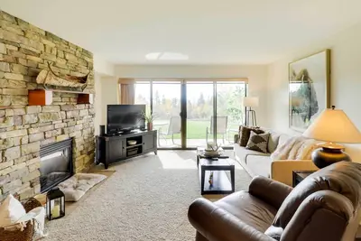 Image de Beautiful Bigfork Condo w/ Hot Tub Access!